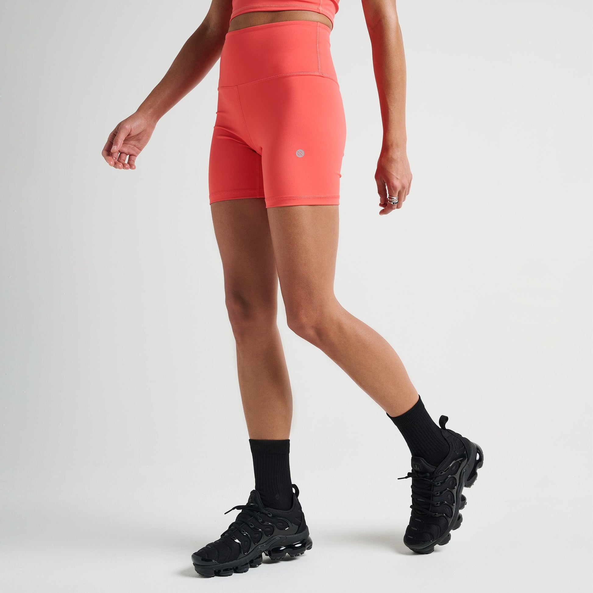 Stance Happenings Bike Shorts Fur Damen Melone |model